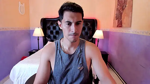 Snapshot of Mike_Conors chatting on 02-26-26, 01:48 Mike Conors online show from 02-26-26, 01:48