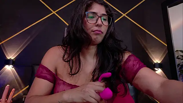 serena kournikova online show from 02-25-26, 09:35