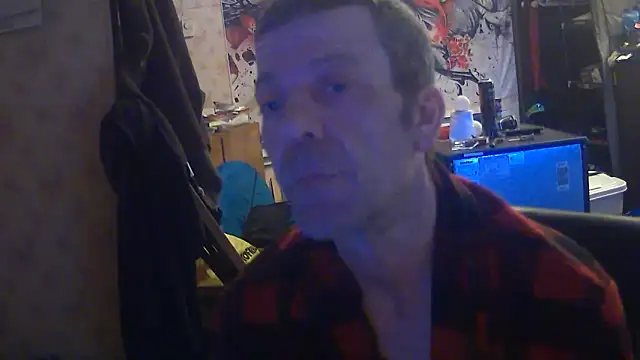 Snapshot of crikeycock chatting on 03-15-26, 12:16 crikeycock online show from 03-15-26, 12:16