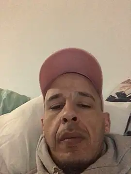 Snapshot of creativeX chatting on 02-05-26, 08:13 creativeX online show from 02-05-26, 08:13