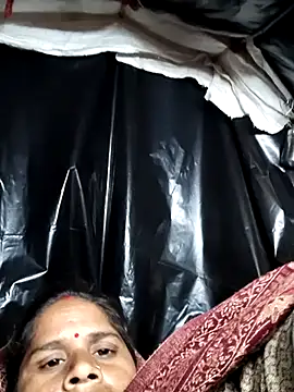 Snapshot of Hot_kiran4 chatting on 02-22-26, 12:23 Hot kiran4 online show from 02-22-26, 12:23