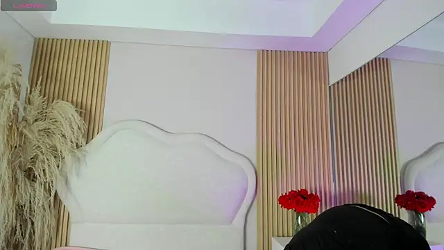 rebeca taylor online show from 03-05-26, 03:35