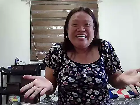 Snapshot of yummychubby29 chatting on 02-03-26, 06:40 yummychubby29 online show from 02-03-26, 06:40