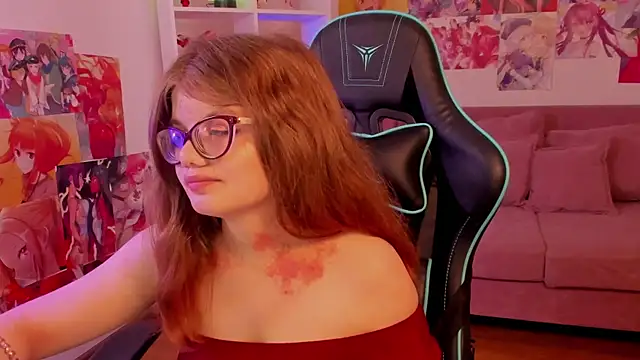 ChloeHalses online show from 03-31-26, 05:08