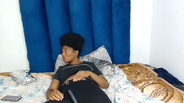 Snapshot of ForeverSexy_ chatting on 02-26-26, 08:08 ForeverSexy online show from 02-26-26, 08:08