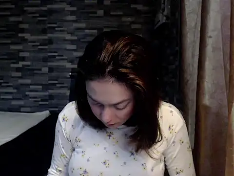 Snapshot of PennyUni chatting on 02-14-26, 02:08 PennyUni online show from 02-14-26, 02:08