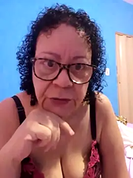 Snapshot of Luach chatting on 02-05-26, 11:37 Luach online show from 02-05-26, 11:37