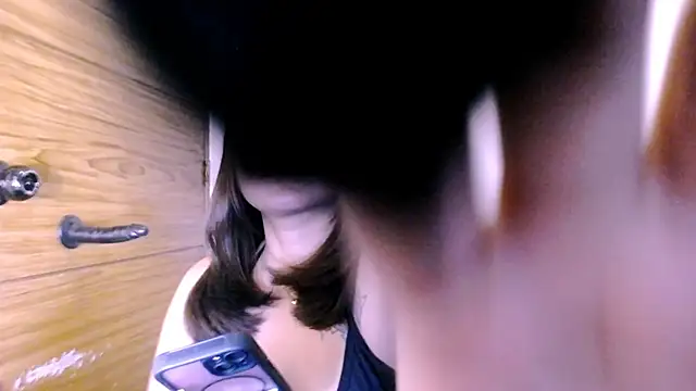 Snapshot of vien_pussy69 chatting on 05-24-26, 01:49 vien pussy69 online show from 05-24-26, 01:49