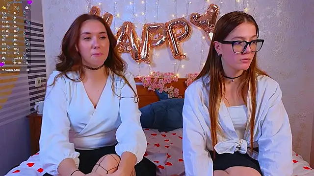 Snapshot of MelanieTwice chatting on 02-06-26, 01:25 MelanieTwice online show from 02-06-26, 01:25