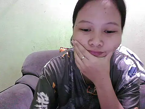 Snapshot of pinay_sweety23 chatting on 02-22-26, 11:42 pinay sweety23 online show from 02-22-26, 11:42