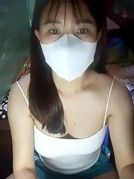 Snapshot of Yui-Ch1682 chatting on 03-23-26, 01:37 Yui-Ch1682 online show from 03-23-26, 01:37