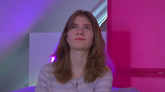 MilaMaelis online show from 04-15-26, 06:20