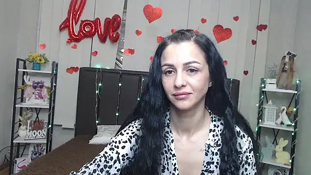Snapshot of EvaClarkk chatting on 05-30-26, 05:15 EvaClarkk online show from 05-30-26, 05:15