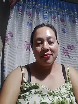 Snapshot of May_Bombs chatting on 03-01-26, 08:11 May Bombs online show from 03-01-26, 08:11