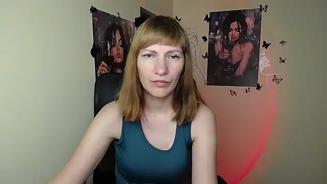 Snapshot of Rosalinda_ro chatting on 06-26-26, 06:18 Rosalinda ro online show from 06-26-26, 06:18