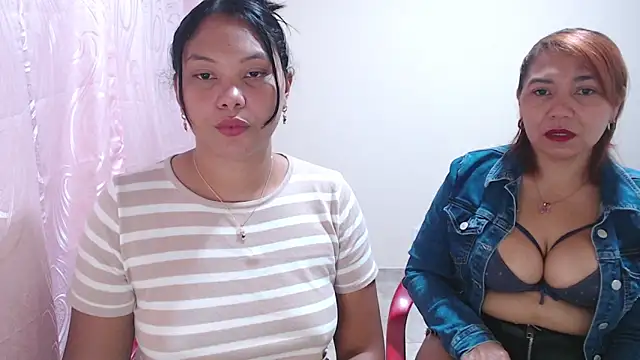 dannamomcerratt online show from 03-23-26, 02:15