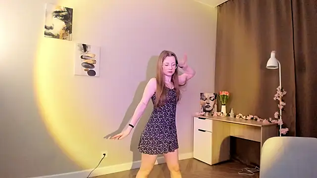 Snapshot of VictorMencia chatting on 02-11-26, 06:57 VictorMencia online show from 02-11-26, 06:57