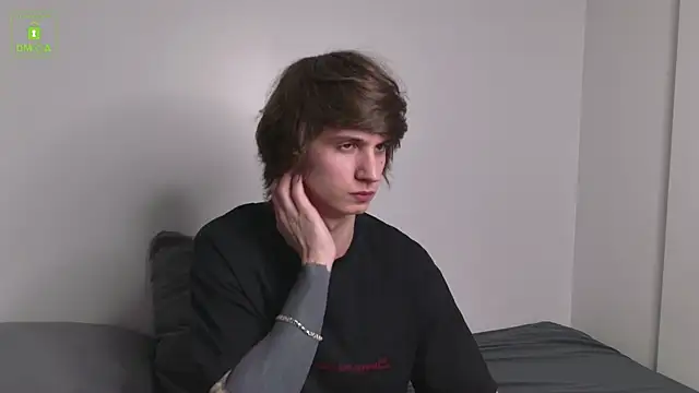 HoogWilder online show from 04-12-26, 08:14