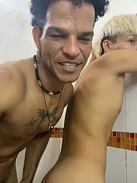 Snapshot of MaxyRyan chatting on 03-01-26, 07:05 MaxyRyan online show from 03-01-26, 07:05