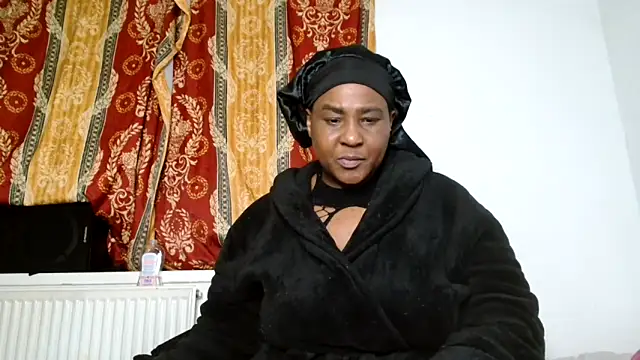 Snapshot of CurvySashia chatting on 03-02-26, 12:13 CurvySashia online show from 03-02-26, 12:13