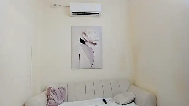 salome velour online show from 02-18-26, 12:34