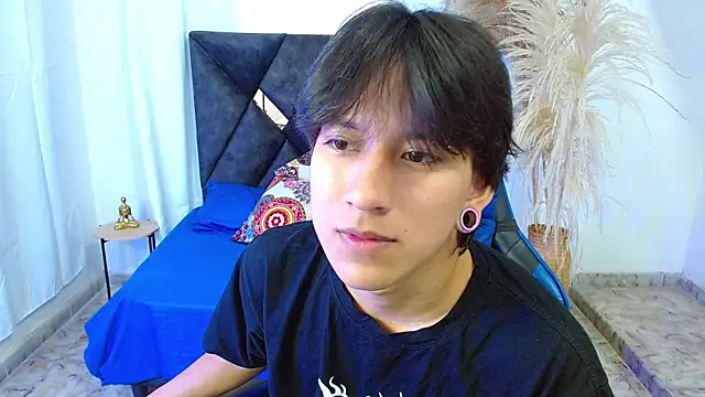 nikoo 18 online show from 03-03-26, 02:12