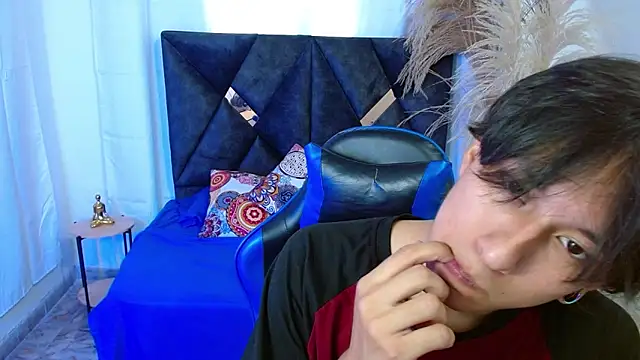 nikoo 18 online show from 04-06-26, 02:40