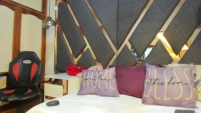 Maggyx online show from 02-12-26, 01:28