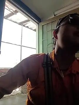 Maggyx online show from 02-18-26, 01:29