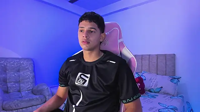 Adrian Prime  online show from 04-05-26, 06:49