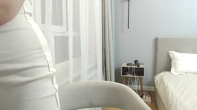 Snapshot of Tasiya chatting on 06-24-26, 09:36 Tasiya online show from 06-24-26, 09:36