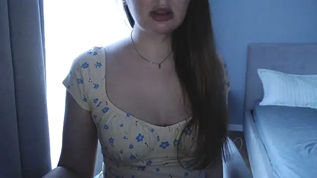 Snapshot of Tasiya chatting on 07-15-26, 04:56 Tasiya online show from 07-15-26, 04:56