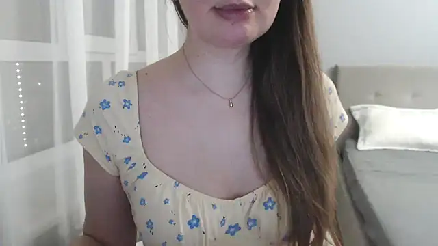Snapshot of Tasiya chatting on 07-22-26, 07:49 Tasiya online show from 07-22-26, 07:49