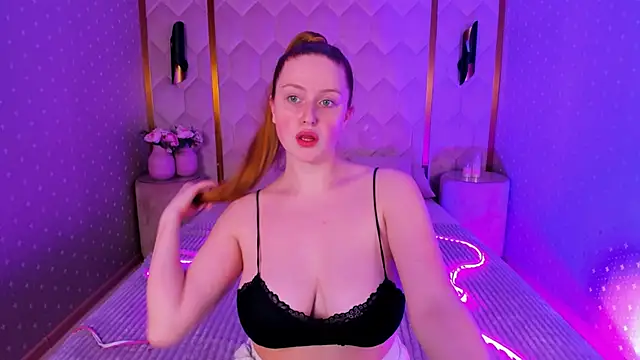 Snapshot of EvelinaBev chatting on 03-11-26, 02:34 EvelinaBev online show from 03-11-26, 02:34