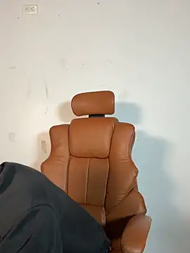 Snapshot of ARON_LUXX chatting on 03-11-26, 03:01 ARON LUXX online show from 03-11-26, 03:01