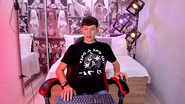 Christian Foxx online show from 03-18-26, 06:33