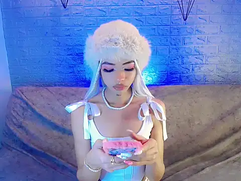 DahliaGill online show from 02-07-26, 03:54