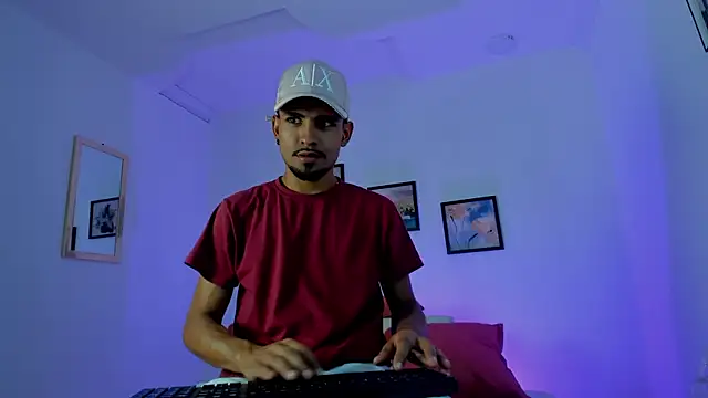 Snapshot of neyder_sanz chatting on 02-08-26, 03:21 neyder sanz online show from 02-08-26, 03:21