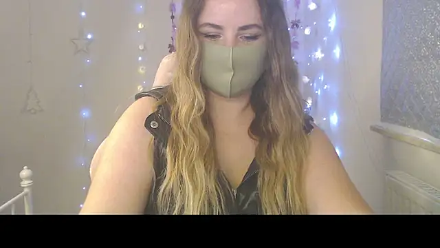 Avelina1 online show from 03-18-26, 10:07