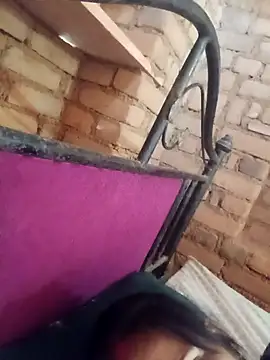 Hot ree64 online show from 03-01-26, 09:33