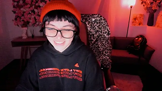 Snapshot of NeoGeisha chatting on 04-04-26, 07:11 NeoGeisha online show from 04-04-26, 07:11