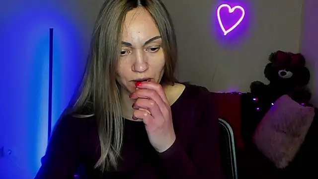 BlondMikey22 online show from 04-11-26, 05:28