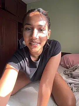 lyla luv online show from 03-26-26, 09:04