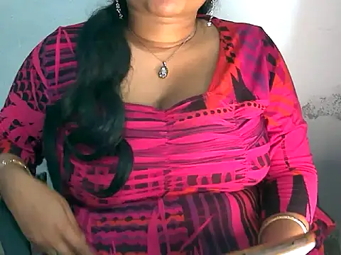 Snapshot of Saniya_K2 chatting on 04-18-26, 03:38 Saniya K2 online show from 04-18-26, 03:38