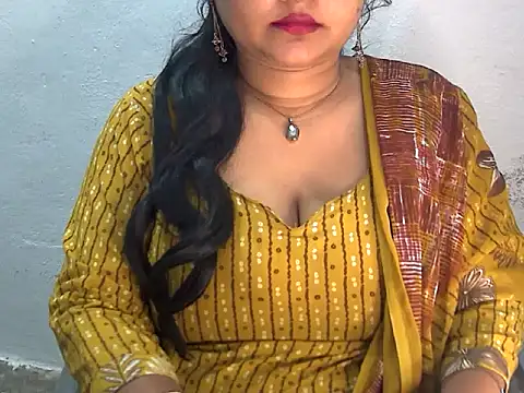 Snapshot of Saniya_K2 chatting on 07-16-26, 05:08 Saniya K2 online show from 07-16-26, 05:08