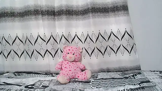 Snapshot of AlliBabe chatting on 06-30-26, 06:31 AlliBabe online show from 06-30-26, 06:31