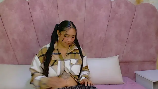 Snapshot of SasshaSpicy chatting on 02-06-26, 11:57 SasshaSpicy online show from 02-06-26, 11:57