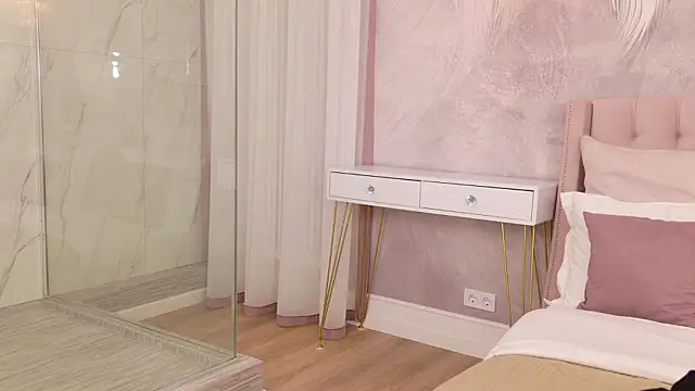 Snapshot of SheilaBrooks chatting on 02-28-26, 03:02 SheilaBrooks online show from 02-28-26, 03:02