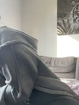 Snapshot of zoeelovee chatting on 02-18-26, 12:45 zoeelovee online show from 02-18-26, 12:45