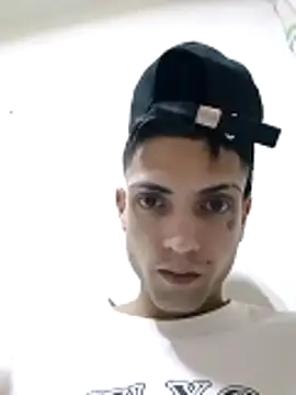 Snapshot of CubanoxxxSex chatting on 02-25-26, 03:05 CubanoxxxSex online show from 02-25-26, 03:05